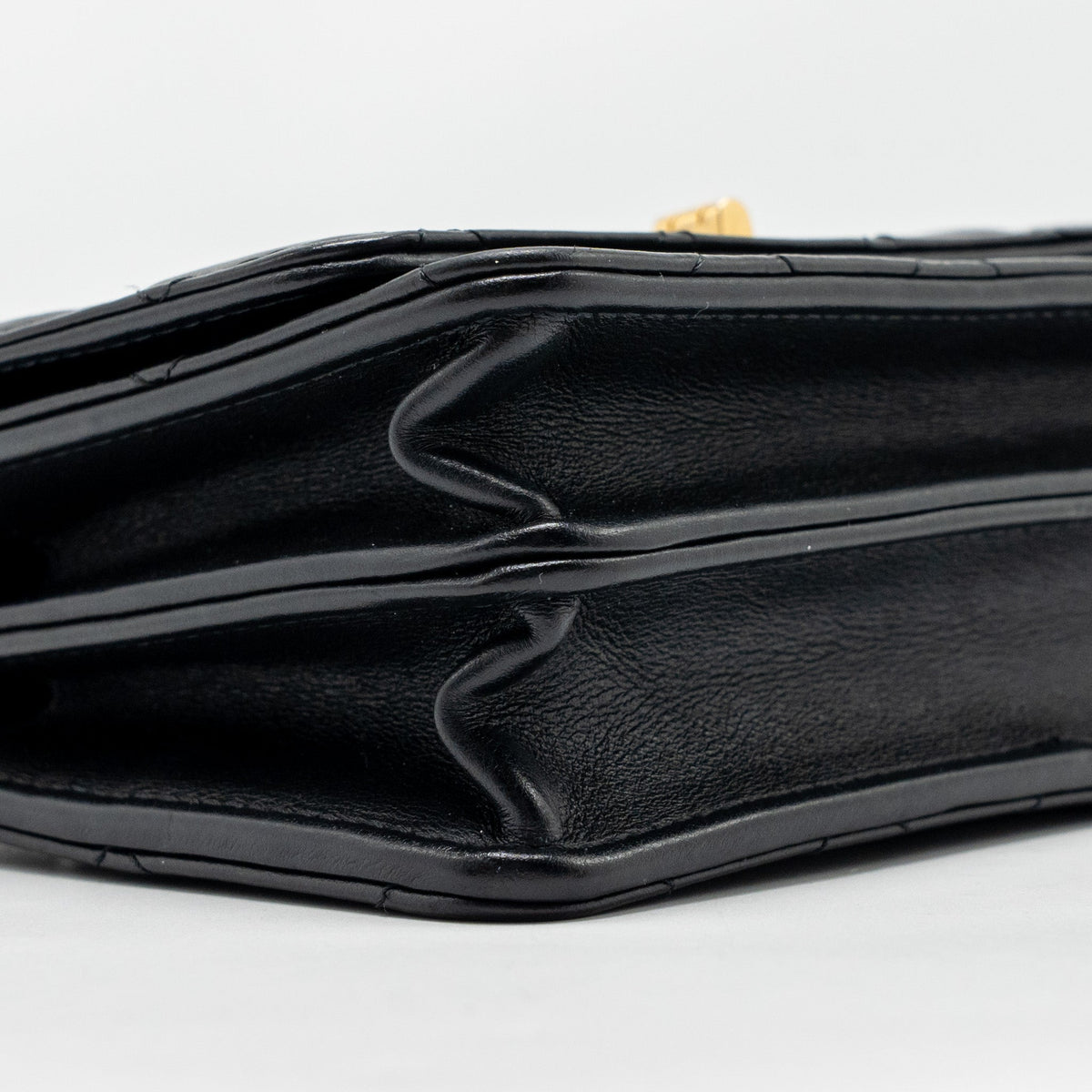 CHANEL MINI 2.55 REISSUE WALLET ON CHAIN AGED CALFSKIN BLACK GHW(MICROCHIP)