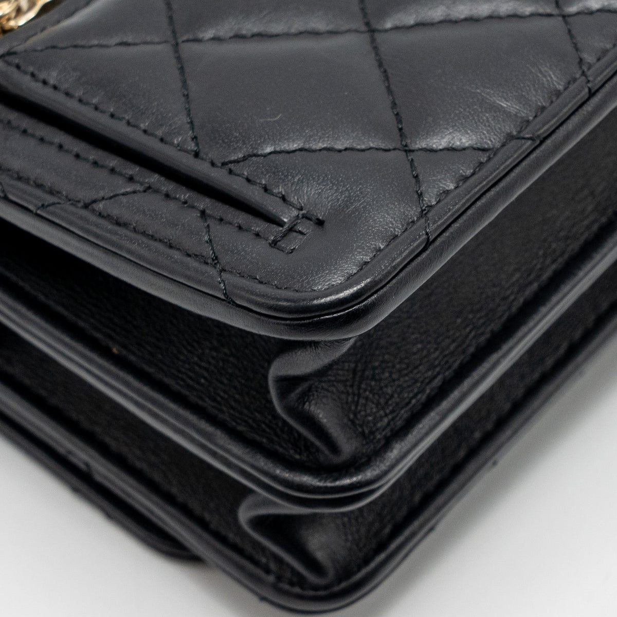 CHANEL MINI 2.55 REISSUE WALLET ON CHAIN AGED CALFSKIN BLACK GHW(MICROCHIP)