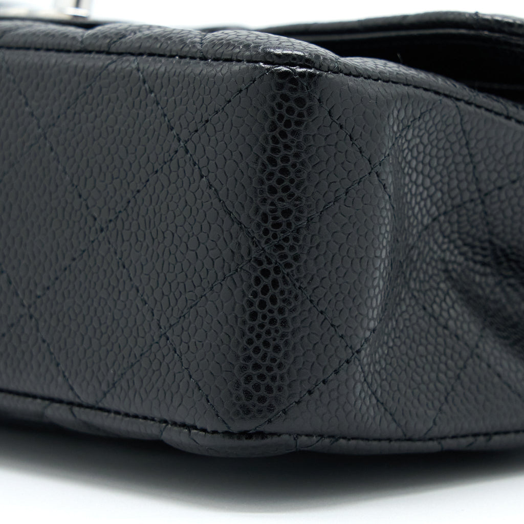 CHANEL SMALL CLASSIC DOUBLE FLAP BAG CAVIAR BLACK SHW (MICROCHIP)