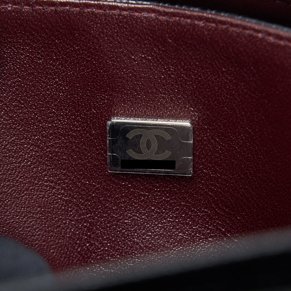 CHANEL SMALL CLASSIC DOUBLE FLAP BAG CAVIAR BLACK SHW (MICROCHIP)