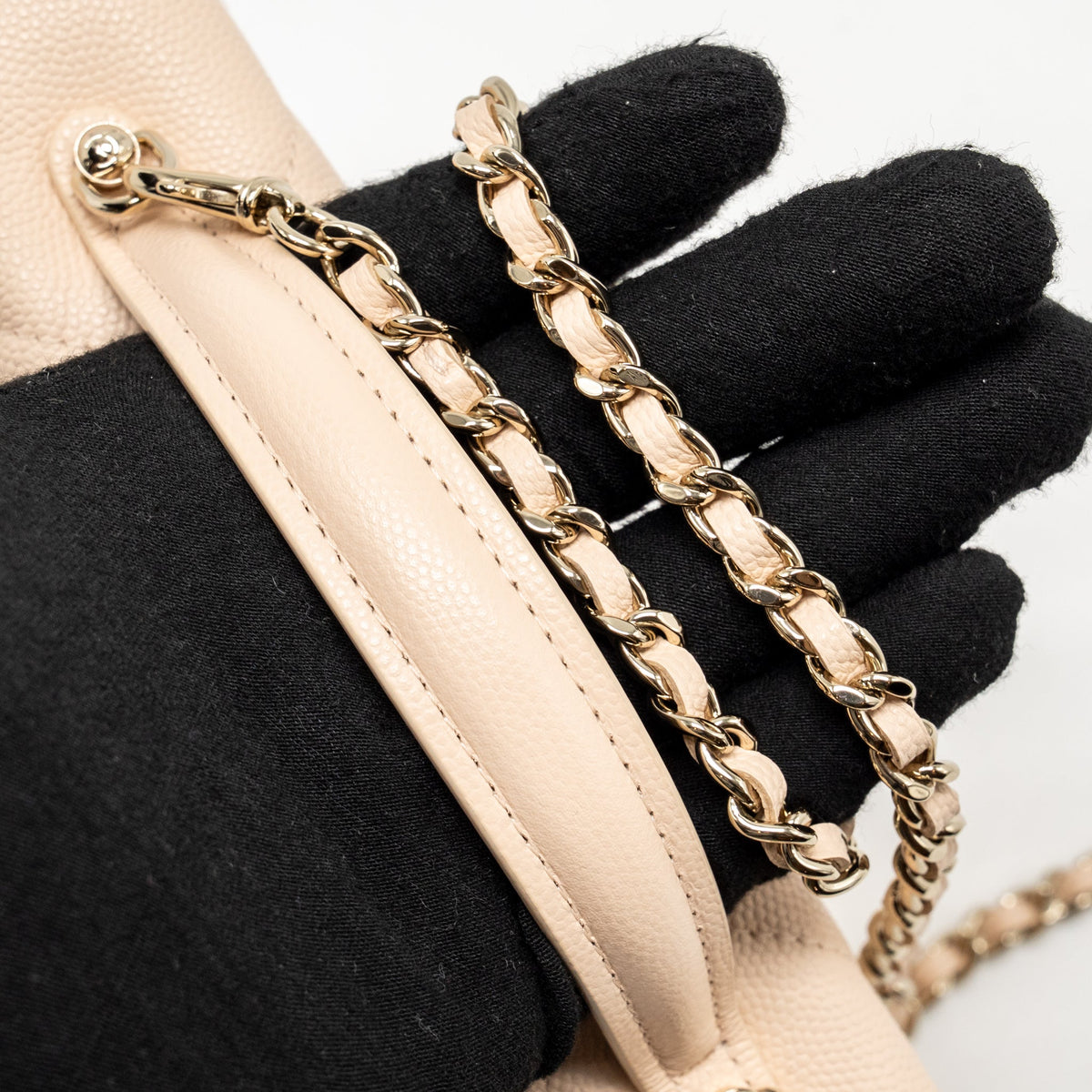 CHANEL 25K CC TOP HANDLE VANITY WITH CHAIN CAVIAR BEIGE LGHW (MICROCHIP)