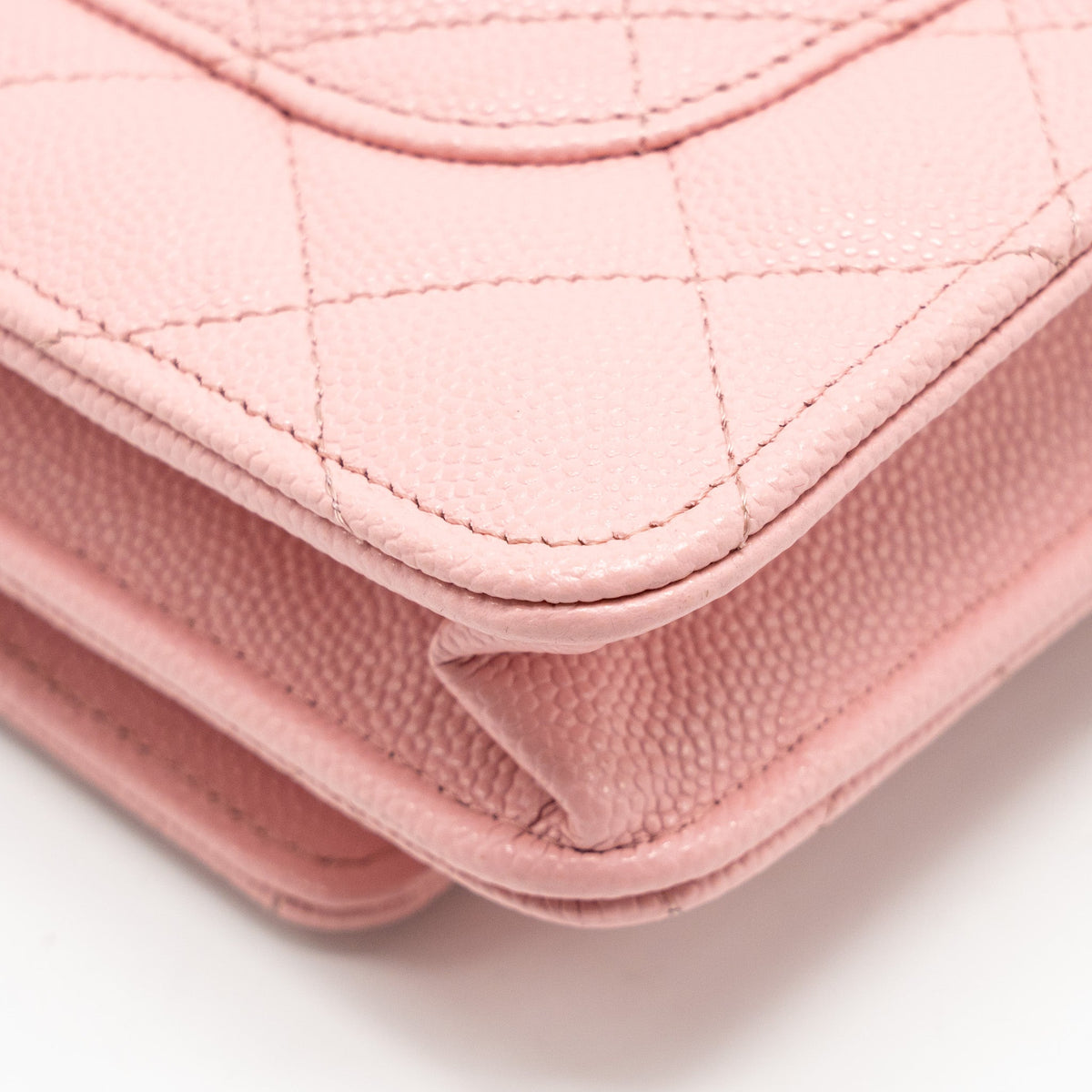 CHANEL CLASSIC WALLET ON CHAIN CAVIAR PINK LGHW (MICROCHIP)