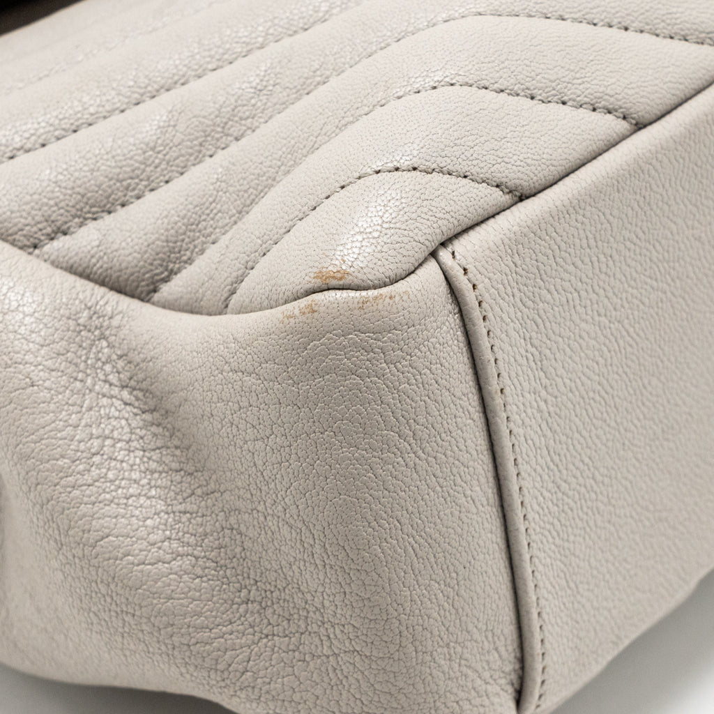 Saint Laurent/YSL Large College Bag Chevron Sheepskin Light Grey SHW