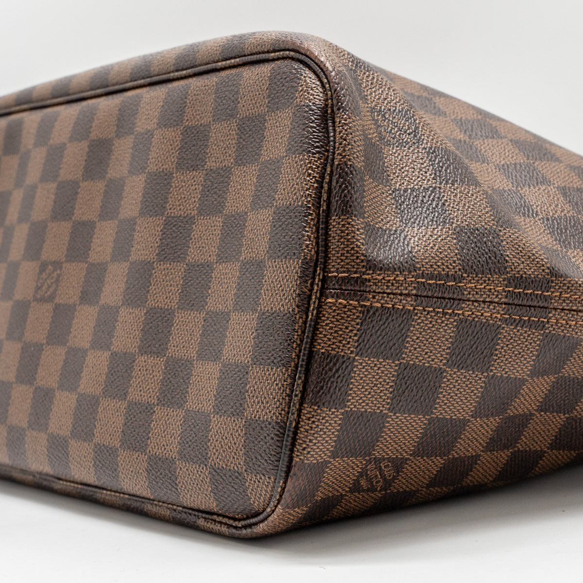 LOUIS VUITTON NEVERFULL MM DAMIER EBENE CANVAS GHW