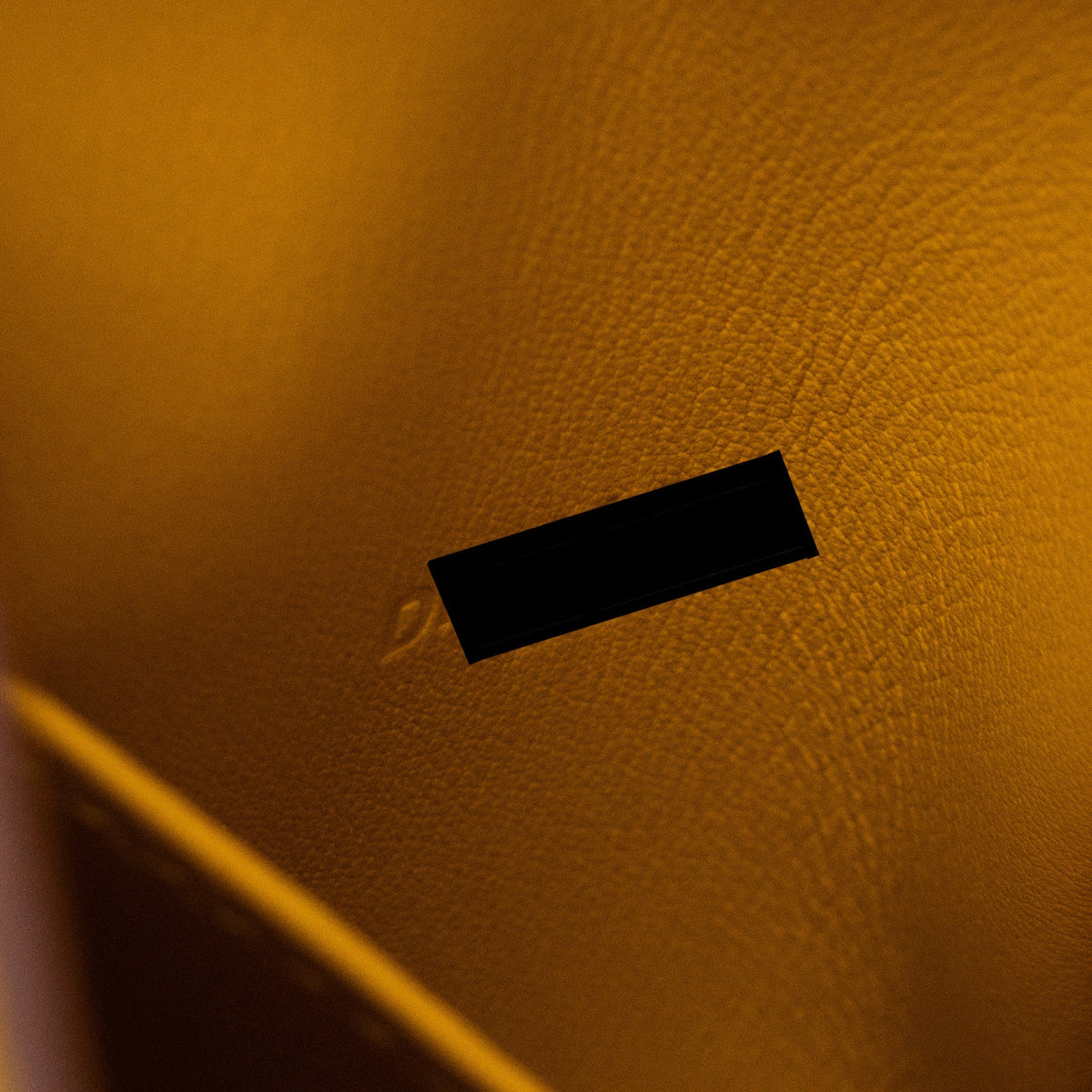 Hermes mini lindy clemence 9D Jaune amber GHW