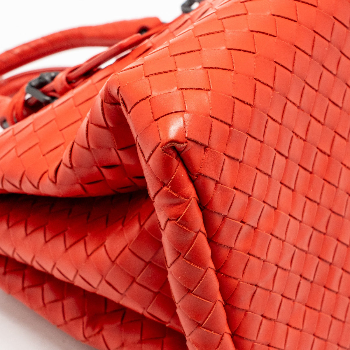 Bottega Veneta Small Roma Tote Bag Intrecciato Leather Red Gunmetal Tone Hardware