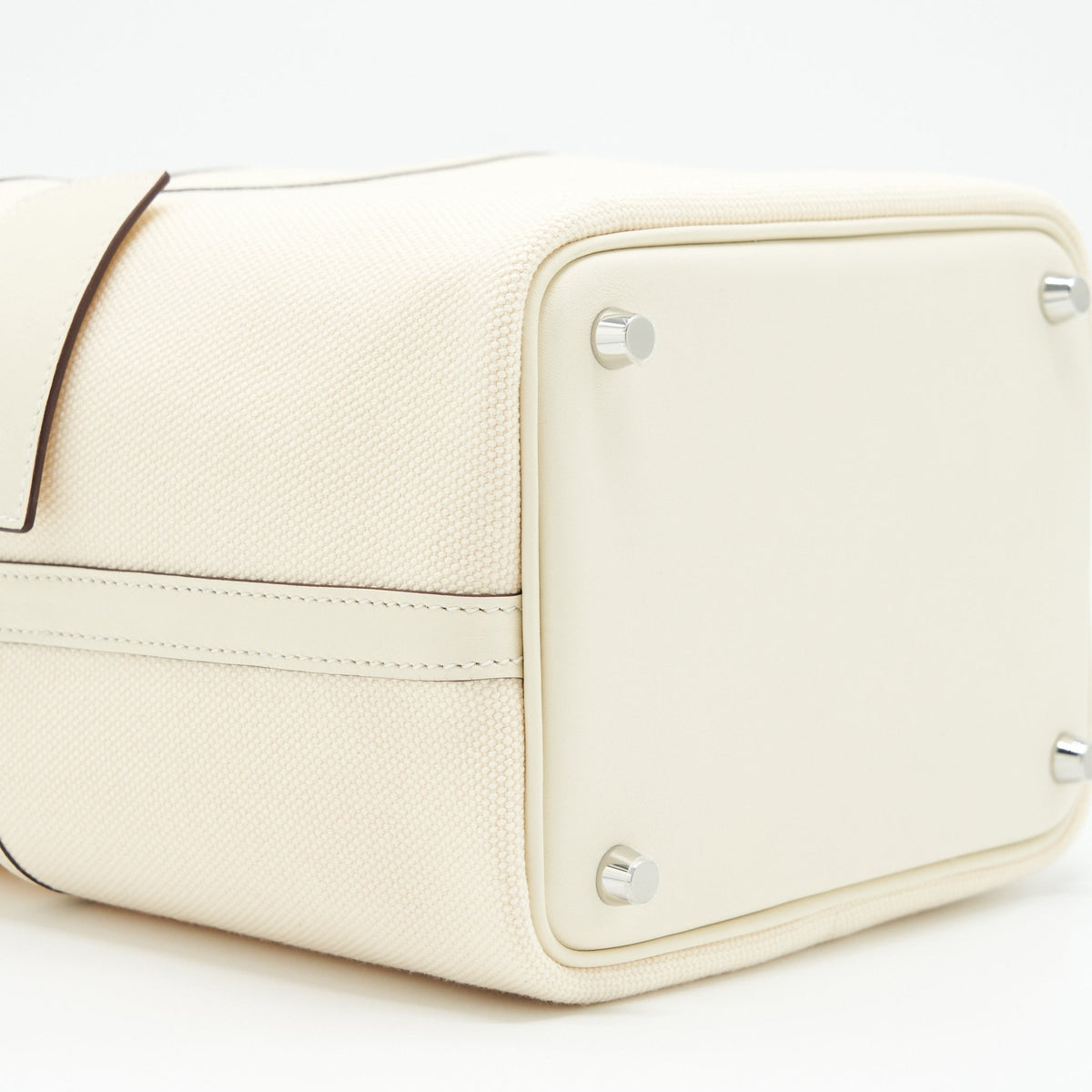HERMES PICOTIN CARGO 18 LOCK BAG SWIFT AND TOILE CANVAS ECRU/NATA SHW