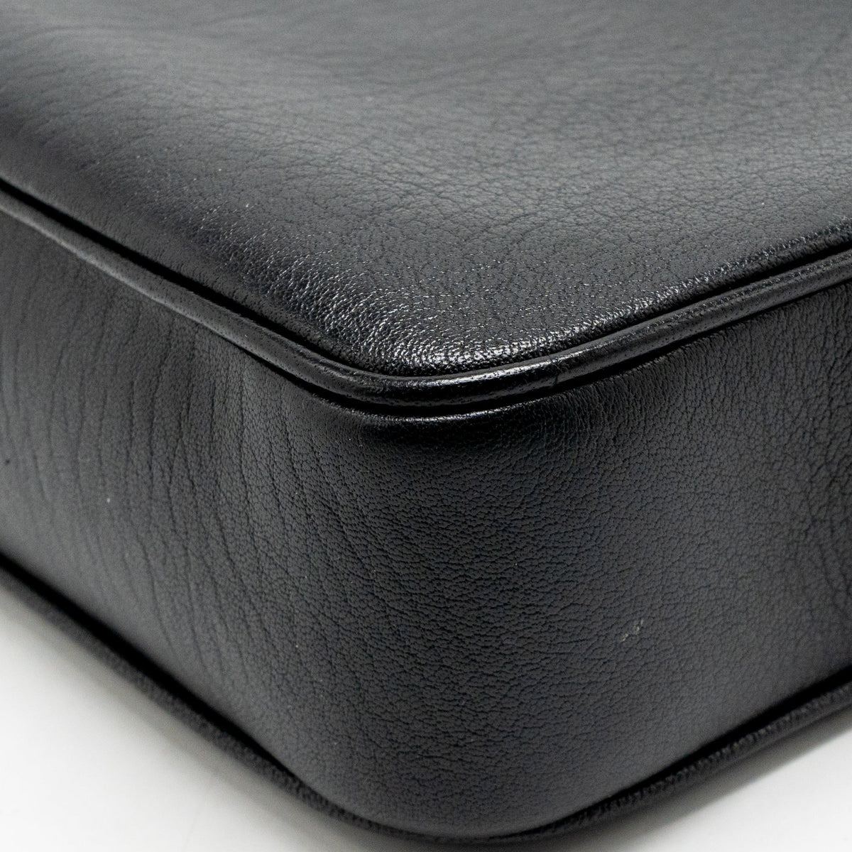 Saint Laurent/YSL Lou Camera Bag Calfskin Black SHW
