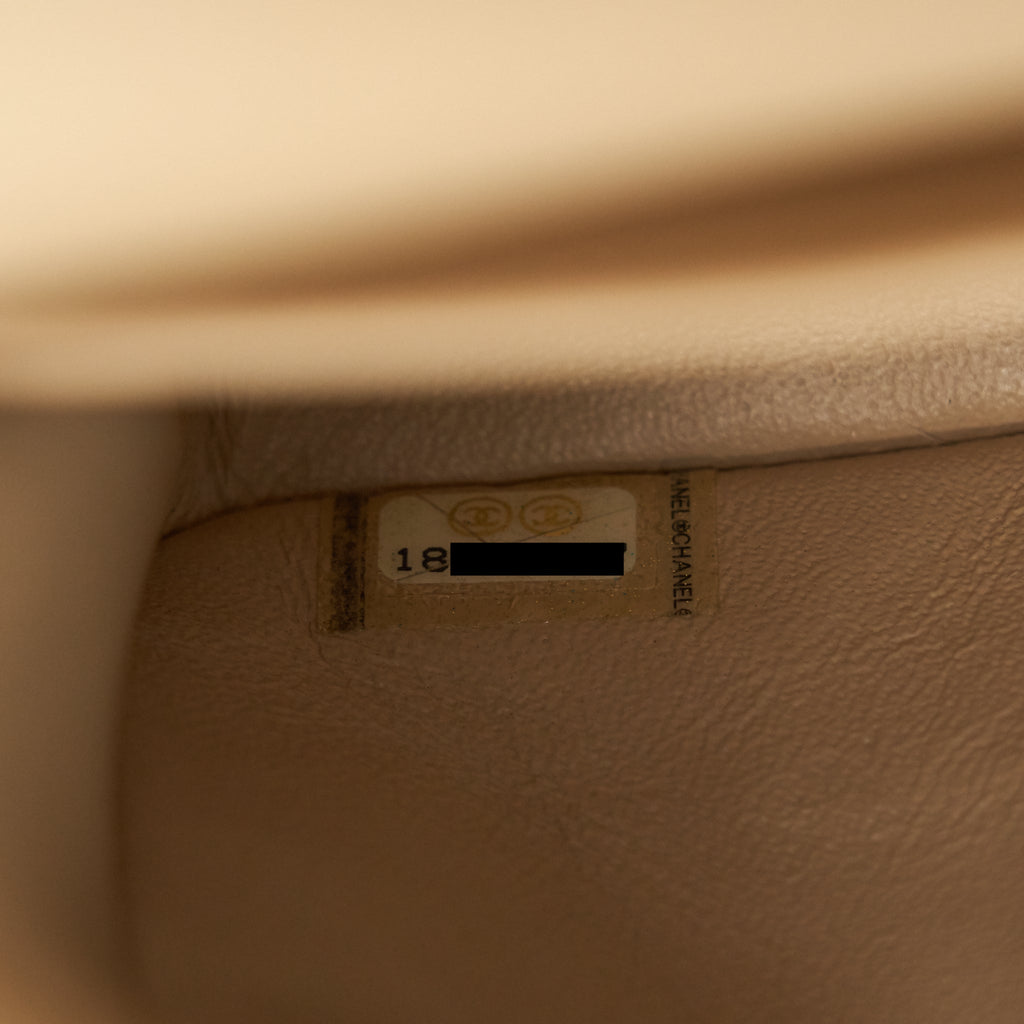 CHANEL MEDIUM CLASSIC DOUBLE FLAP LAMBSKIN BEIGE WITH GHW