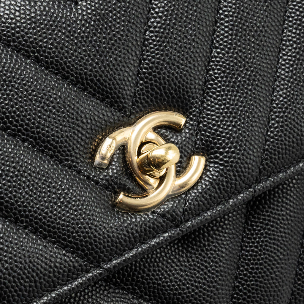 CHANEL SMALL COCO HANDLE CHEVRON CAVIAR BLACK LGHW