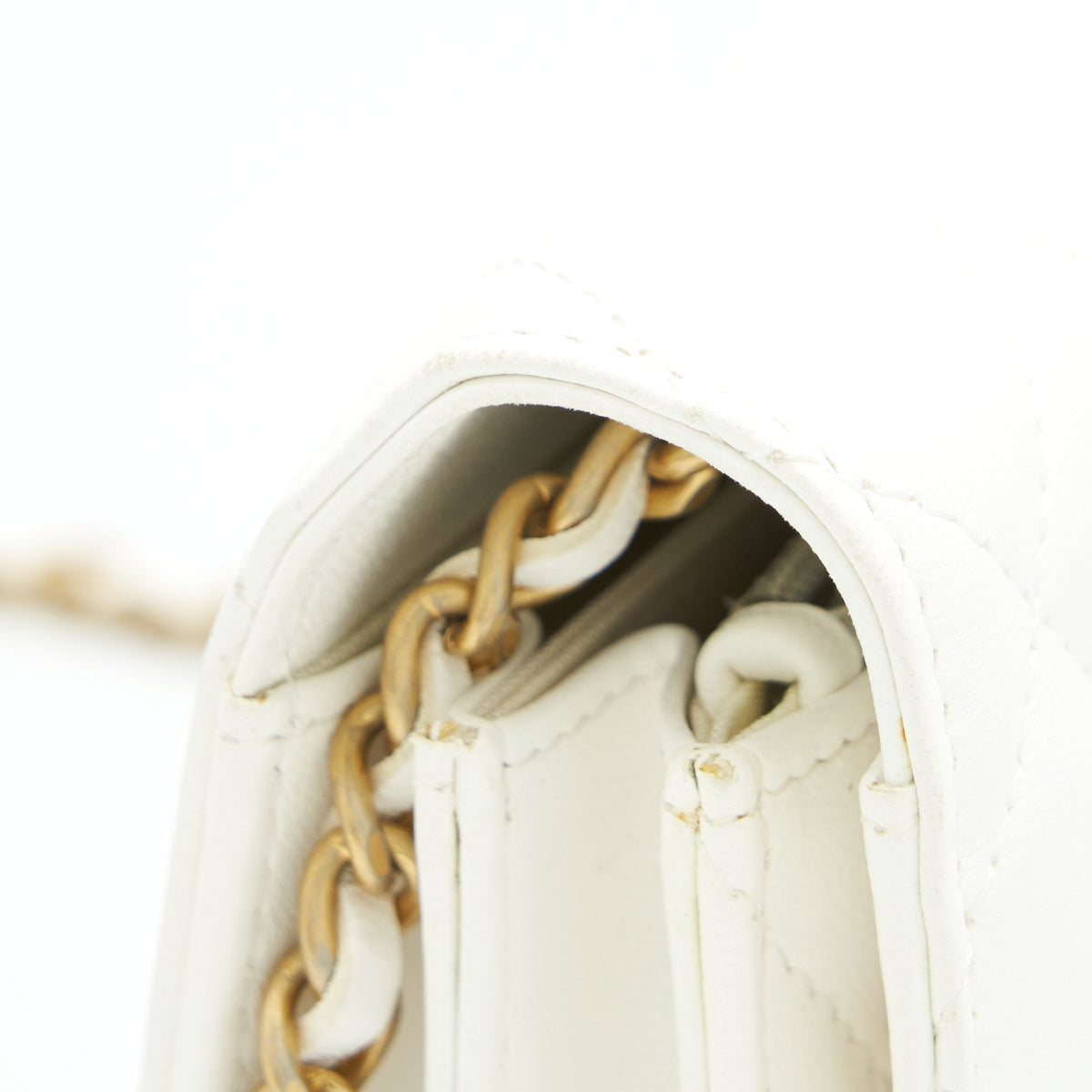 CHANEL SMALL WALLET ON CHAIN WITH RIBBON CHAIN LAMBSKIN WHITE GHW