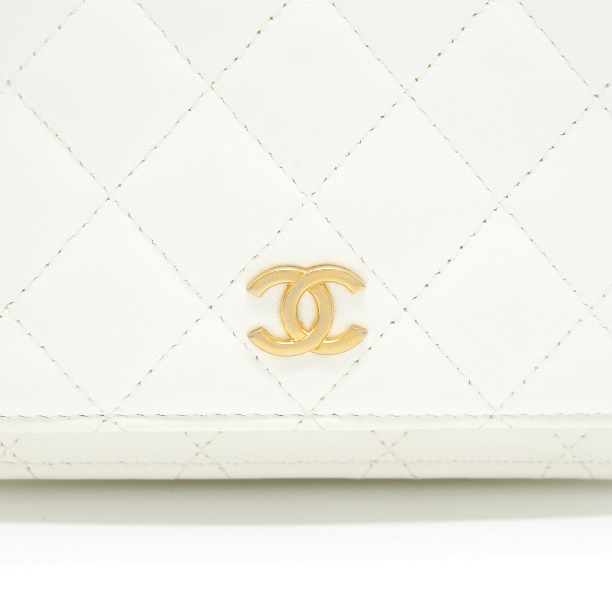 CHANEL SMALL WALLET ON CHAIN WITH RIBBON CHAIN LAMBSKIN WHITE GHW