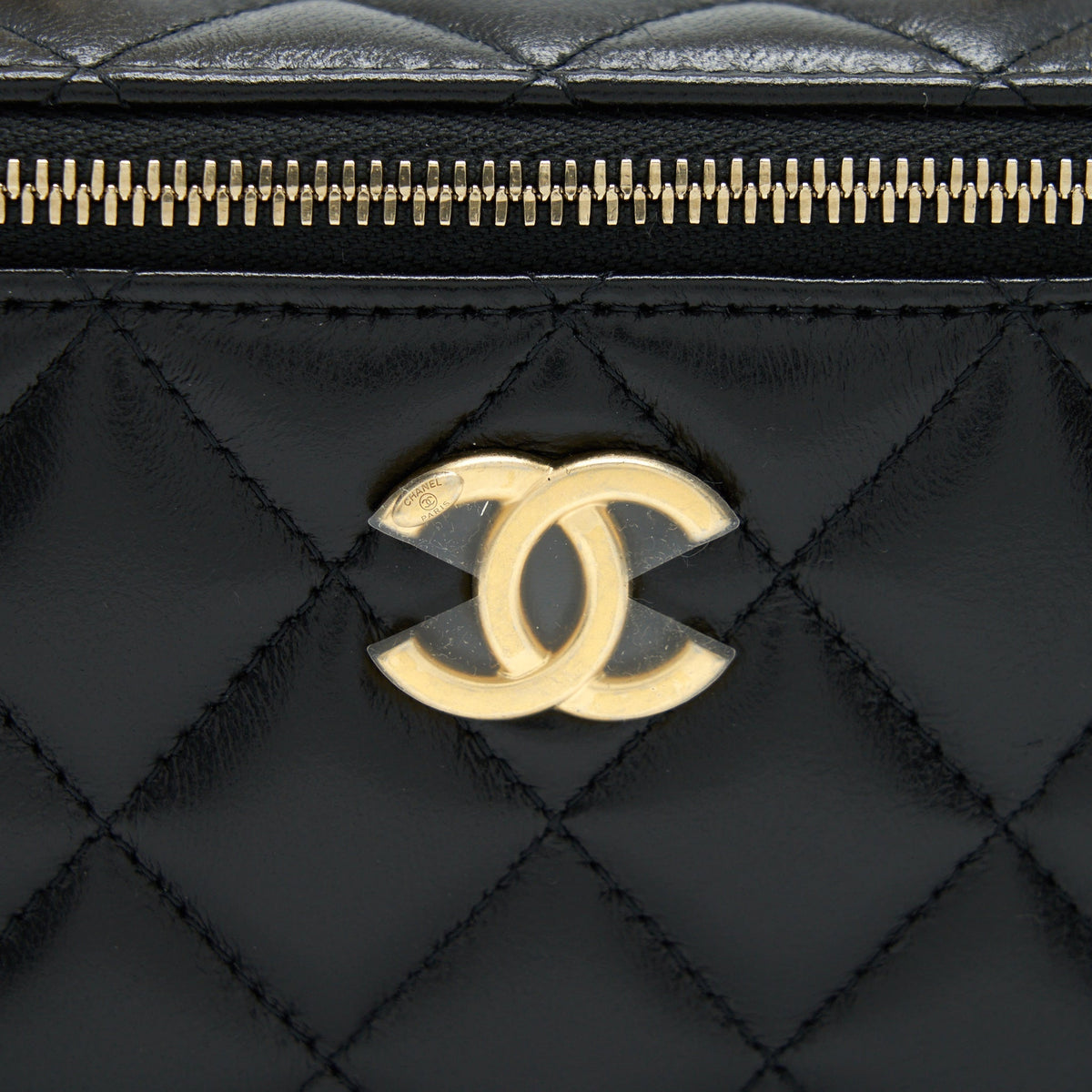 CHANEL 22S LETTER TOP HANDLE LONG VANITY WITH CHAIN LAMBSKIN BLACK GHW
