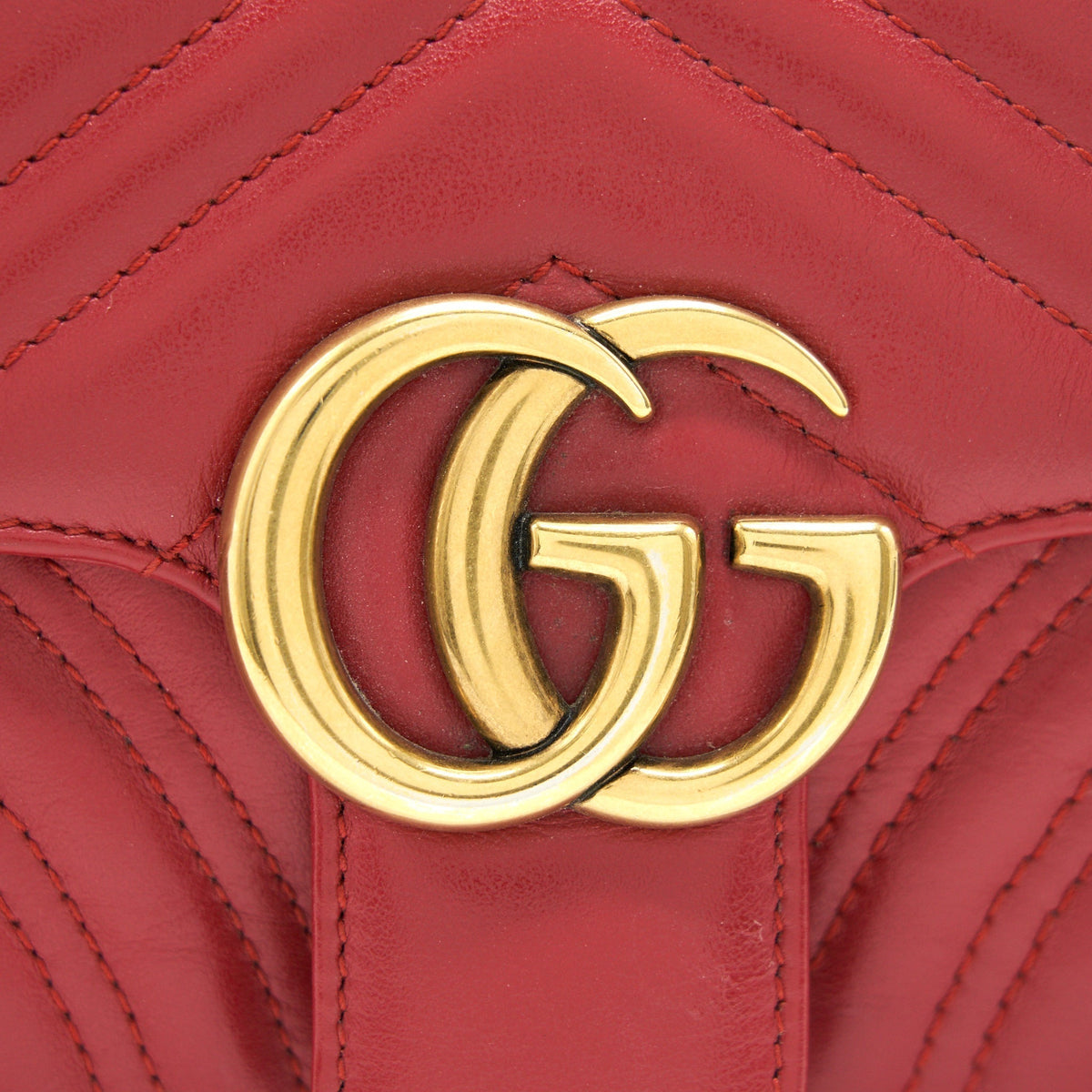 GUCCI GG MINI MARMONT RED