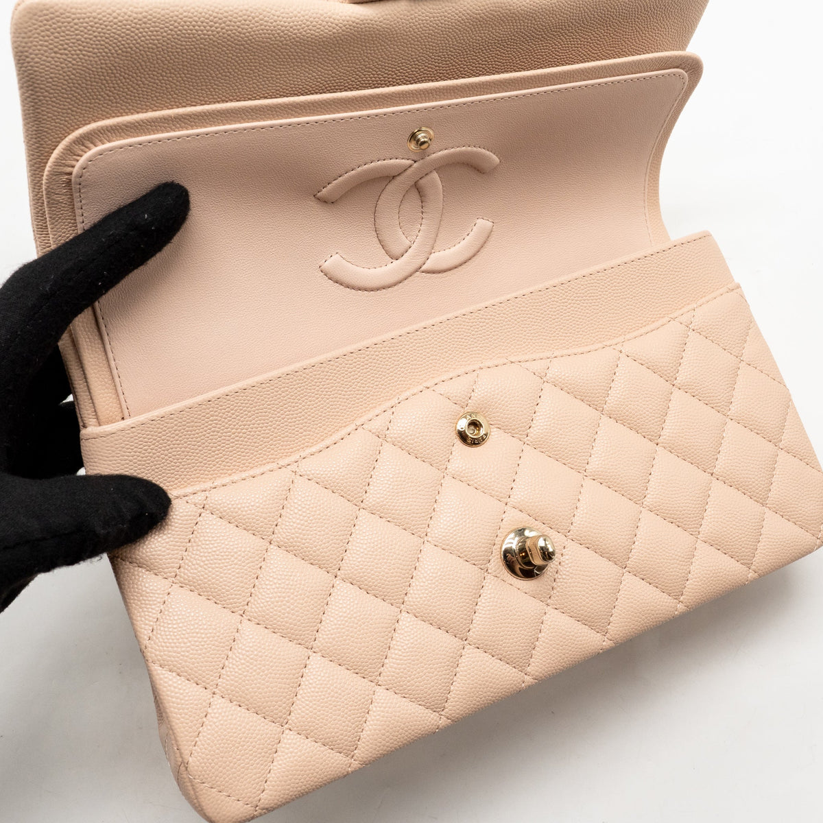 CHANEL MEDIUM CLASSIC DOUBLE FLAP BAG CAVIAR LIGHT PINK LGHW (MICROCHIP)