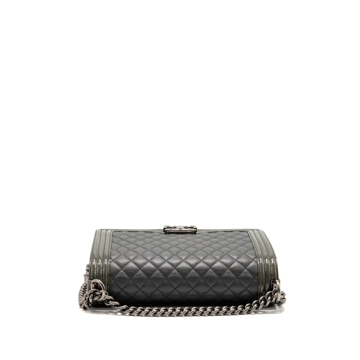 Chanel new medium boy bag goatskin/patent grey ruthenium silver hardware
