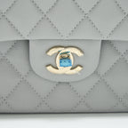 CHANEL 21A SMALL CLASSIC DOUBLE FLAP BAG CAVIAR NC634 LIGHT GREY LGHW