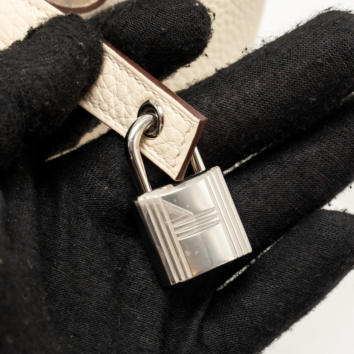 HERMES Picotin 18 Lock Bag Clemence Nata SHW