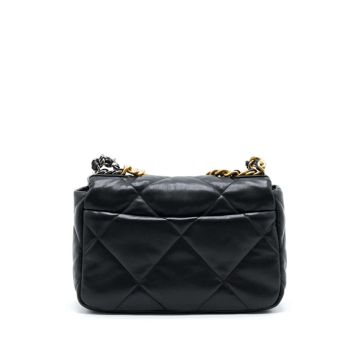 CHANEL SMALL 19 BAG LAMBSKIN BLACK WITH MULTICOLOUR HARDWARE (MICROCHIP)