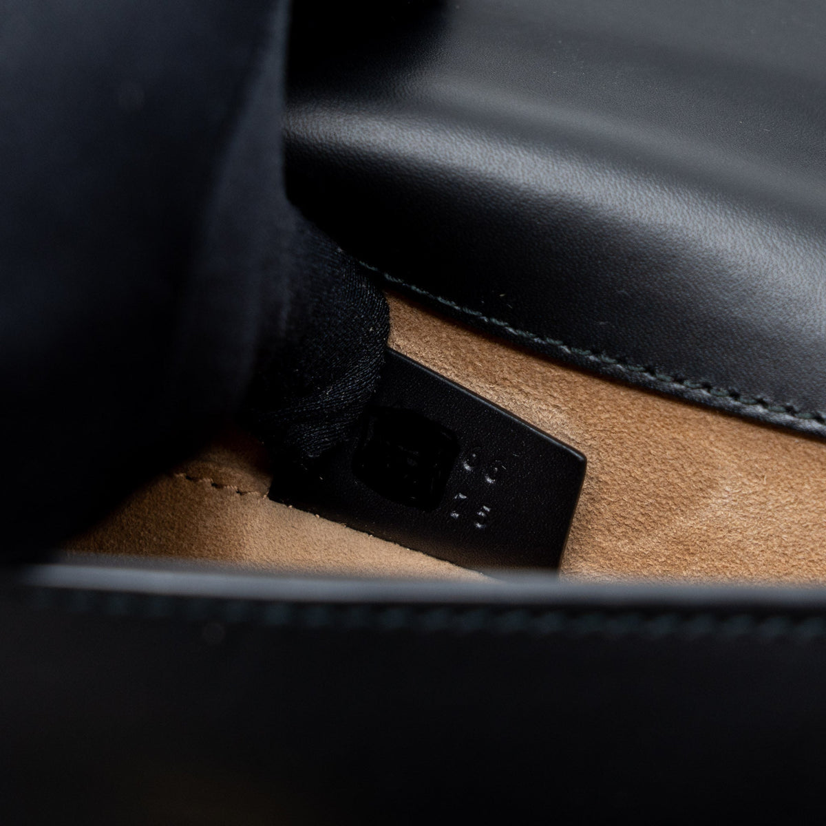 GUCCI MINI SYLVIE CHAIN BAG CALFSKIN BLACK GHW