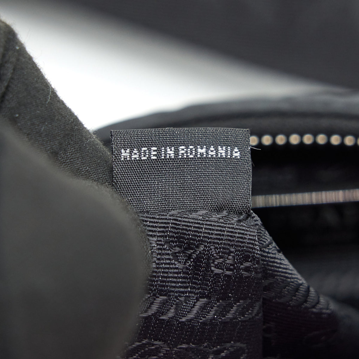 PRADA RE-EDITION 2005 NYLON BAG