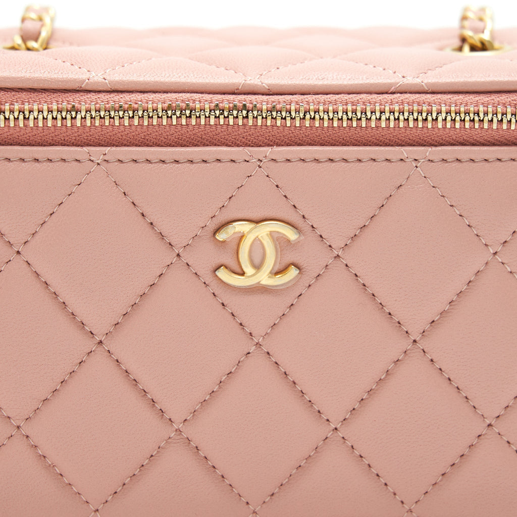 CHANEL 21B PEARL CRUSH RECTANGULAR VANITY WITH CHAIN DARK PINK