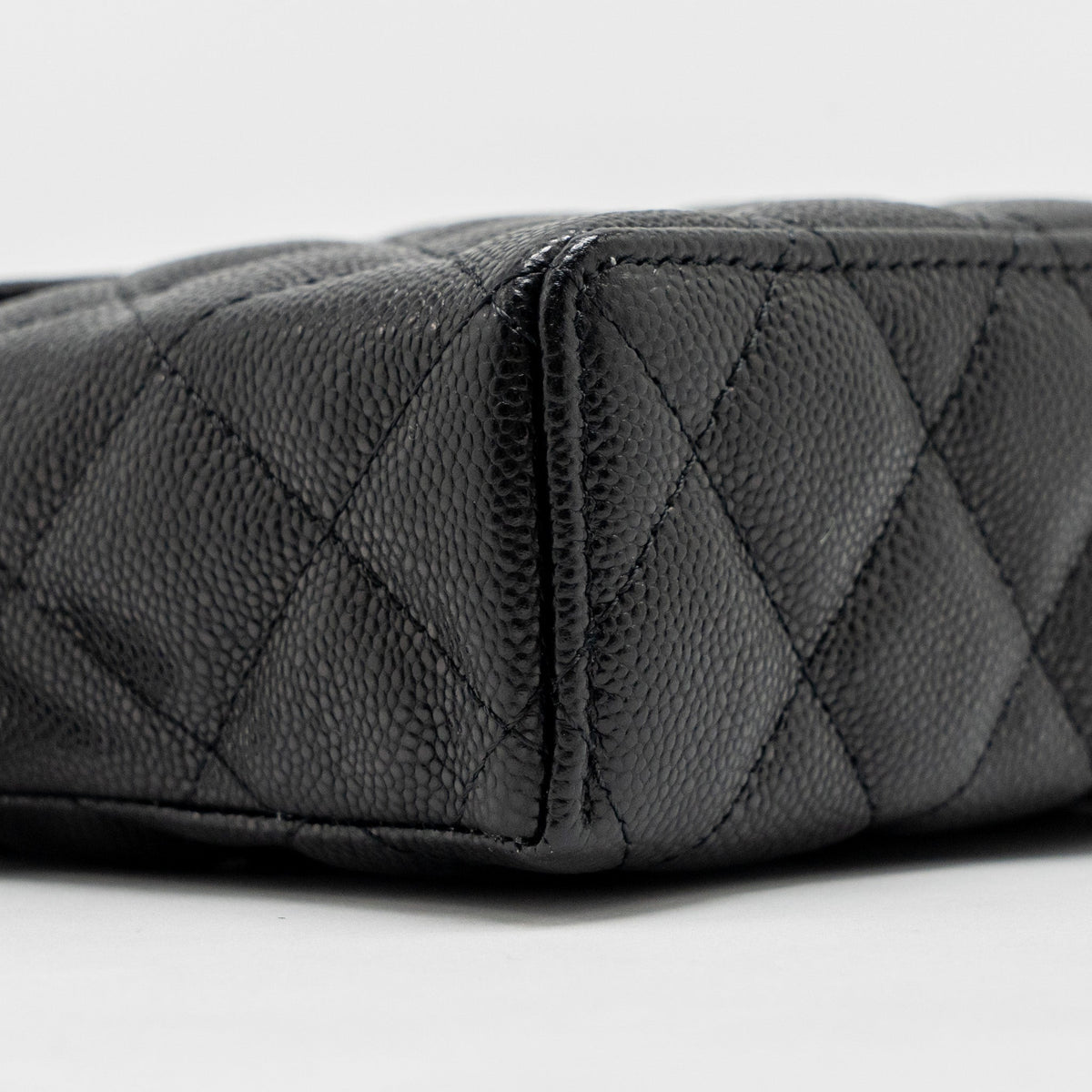CHANEL 25P CC TOP HANDLE VANITY BAG CAVIAR BLACK LGHW(MICROCHIP)