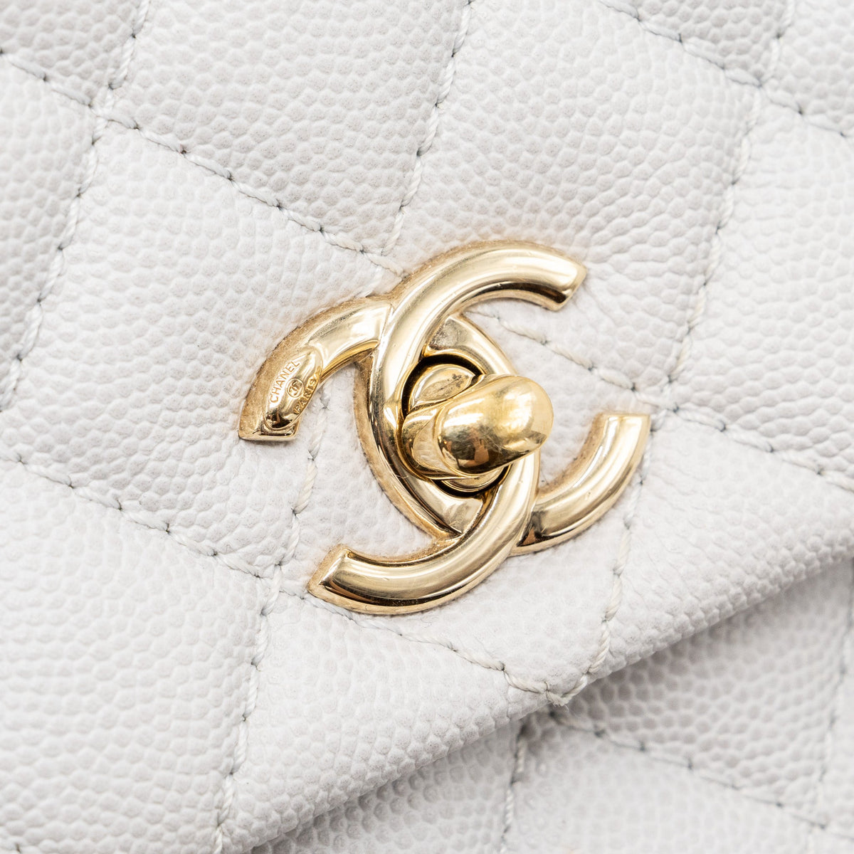 CHANEL SMALL COCO HANDLE CAVIAR LIGHT GREY LGHW
