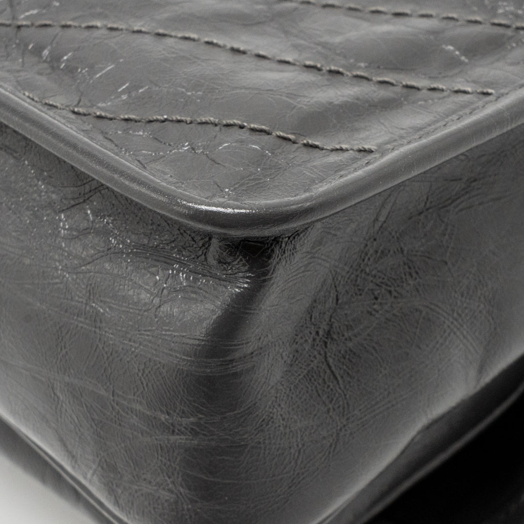 Saint Laurent/YSL Niki Baby Flap Bag Vintage Calfskin Grey Ruthenium Hardware