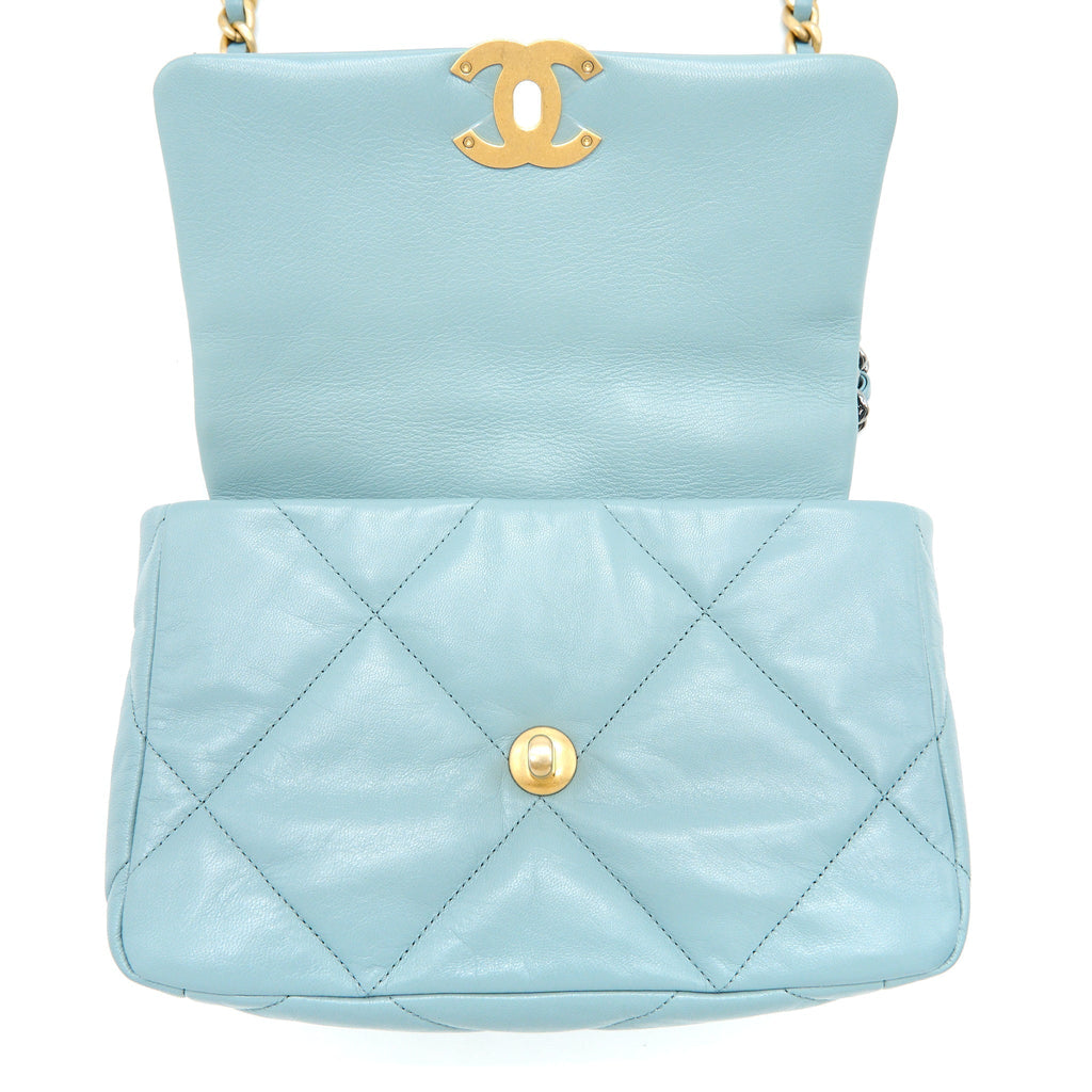 CHANEL SMALL 19 BAG LAMBSKIN LIGHT BLUE MULTICOLOUR HARDWARE
