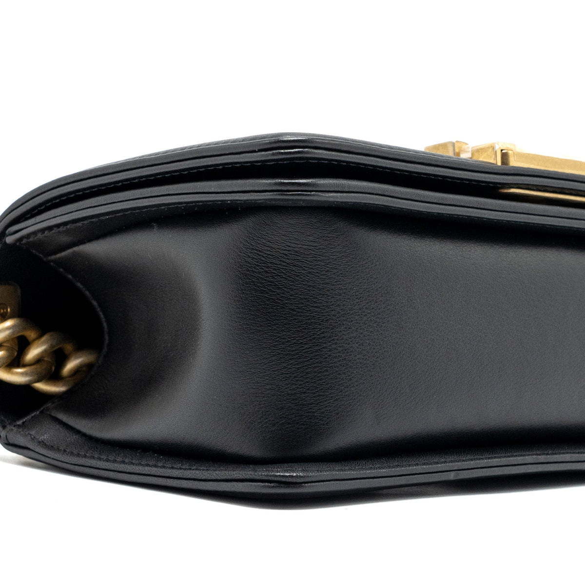 CHANEL SMALL BOY BAG SMOOTH CALFSKIN BLACK GHW(MICROCHIP)