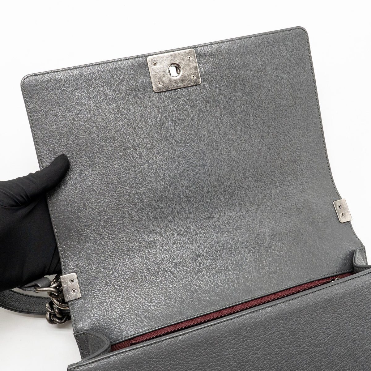Chanel new medium boy bag goatskin/patent grey ruthenium silver hardware