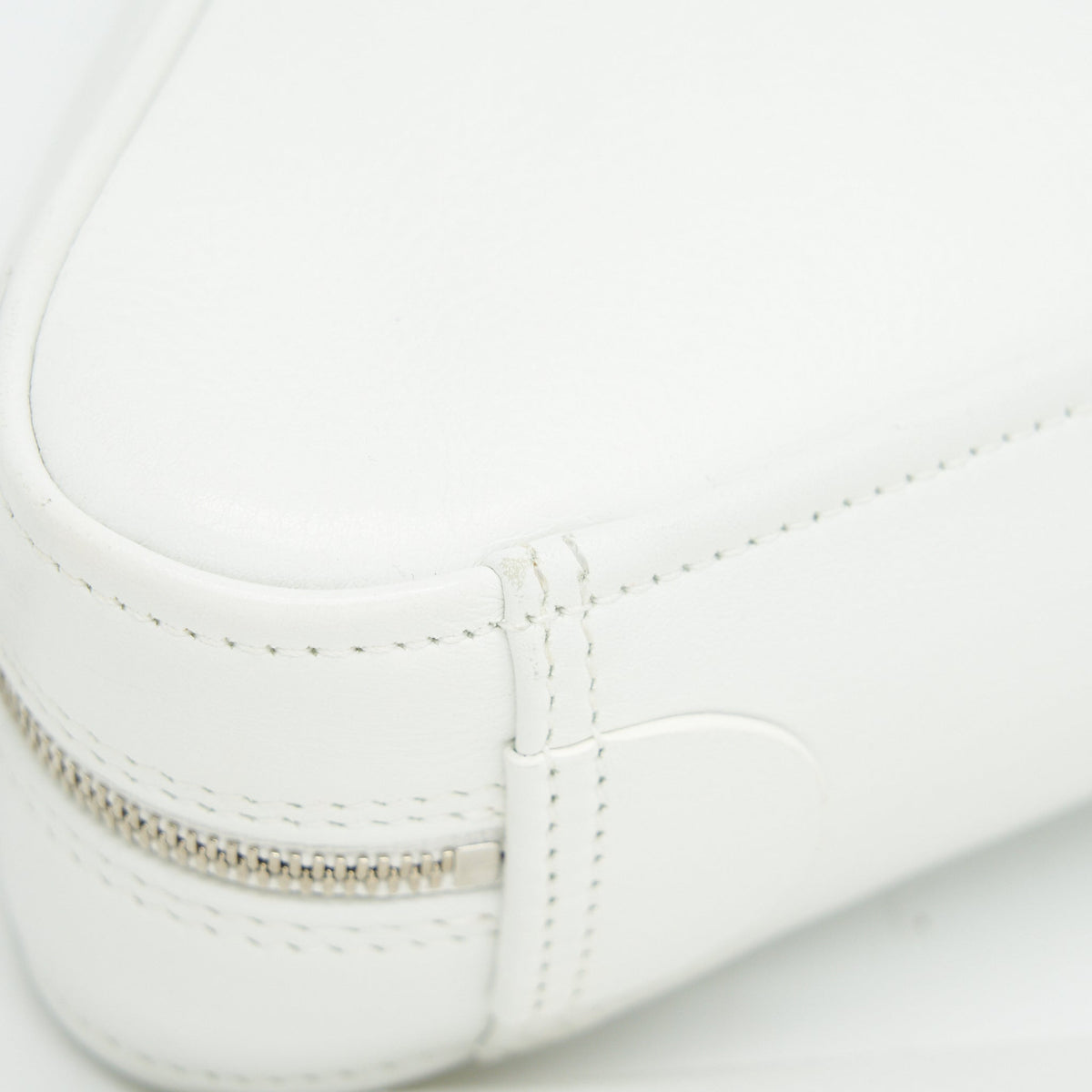 BALENCIAGA TRIANGLE MINI CHAIN CROSSBODY BAG WHITE