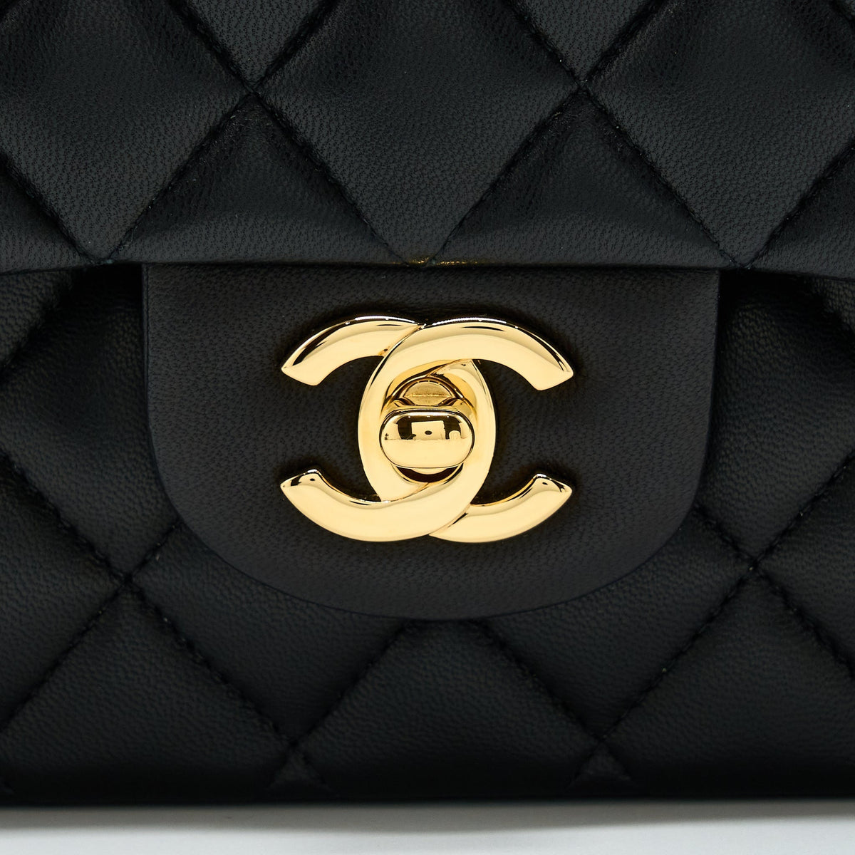 CHANEL CLASSIC DOUBLE FLAP BAG LAMBSKIN BLACK GHW