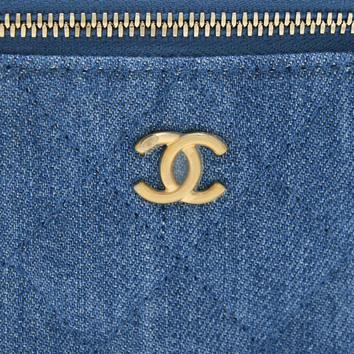 CHANEL 22C PEARL CRUSH MINI VANITY WITH CHAIN DENIM BLUE GHW