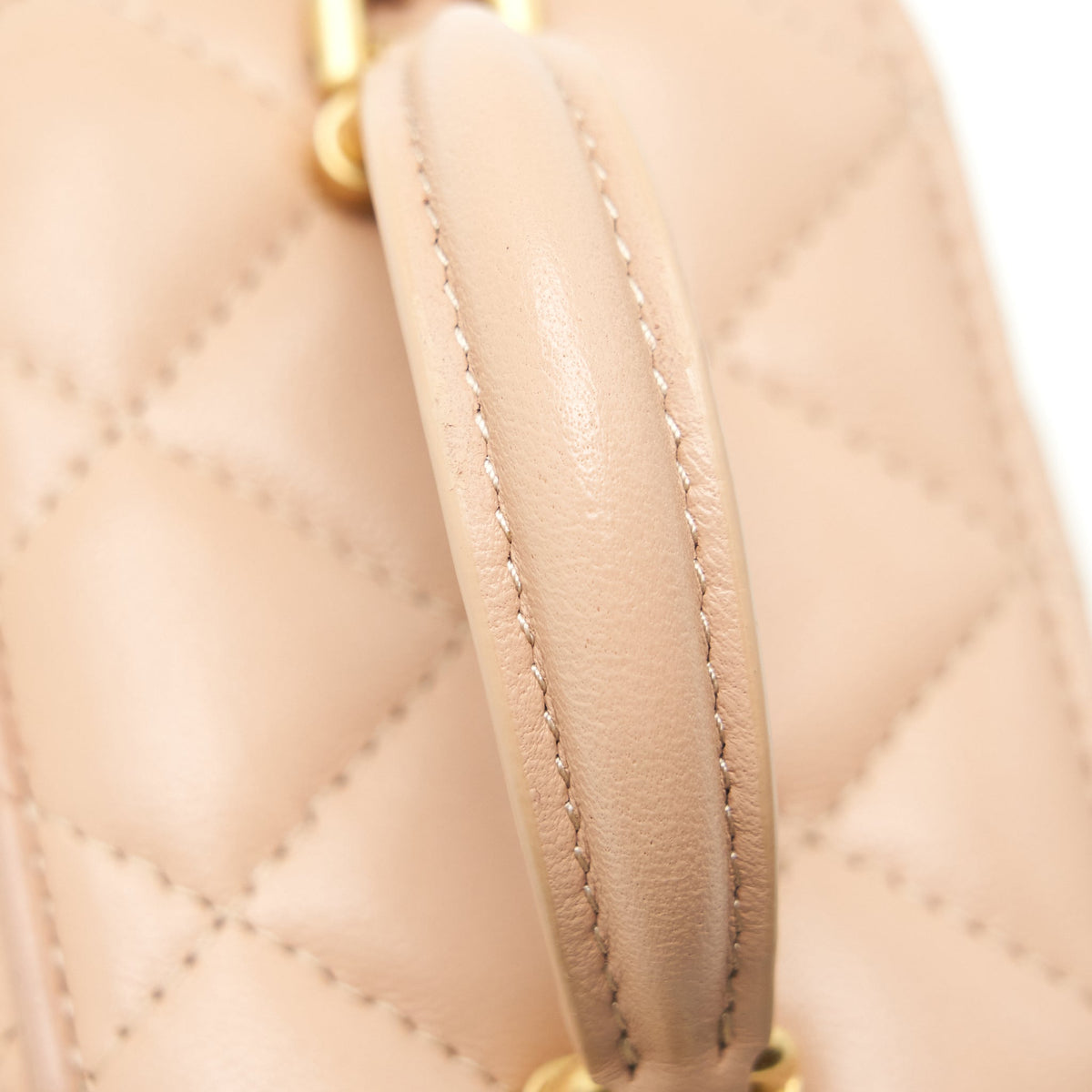 CHANEL TOP HANDLE MINI VANITY ON CHAIN LAMBSKIN BEIGE GHW