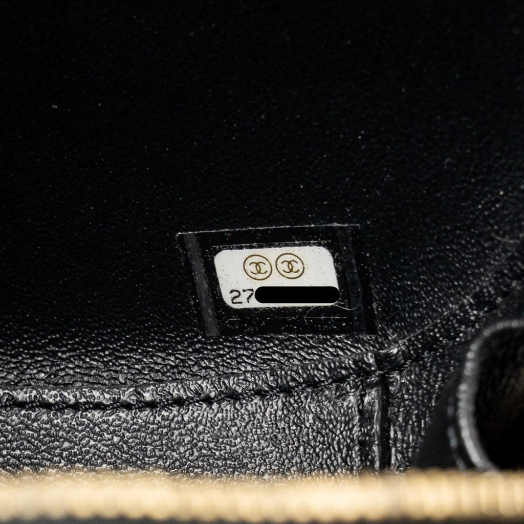Chanel mini round clutch with chain shiny calfskin leather black GHW