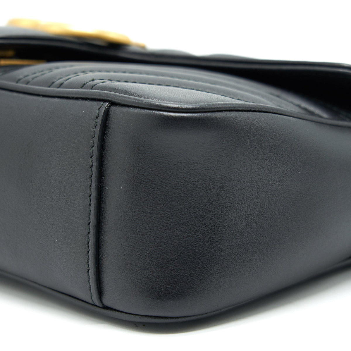 GUCCI GG MARMONT SMALL SHOULDER BAG BLACK
