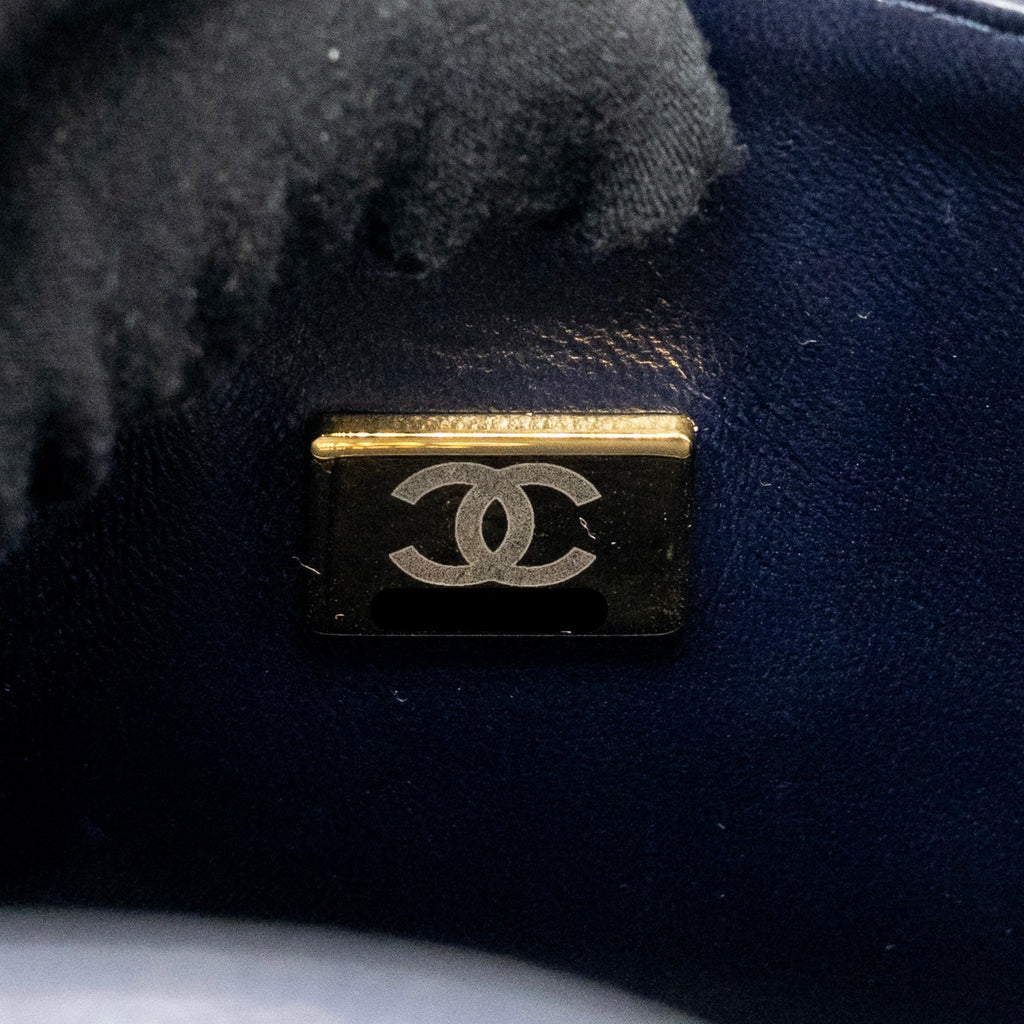 CHANEL SMALL CLASSIC DOUBLE FLAP BAG CAVIAR NAVY GHW (MICROCHIP)