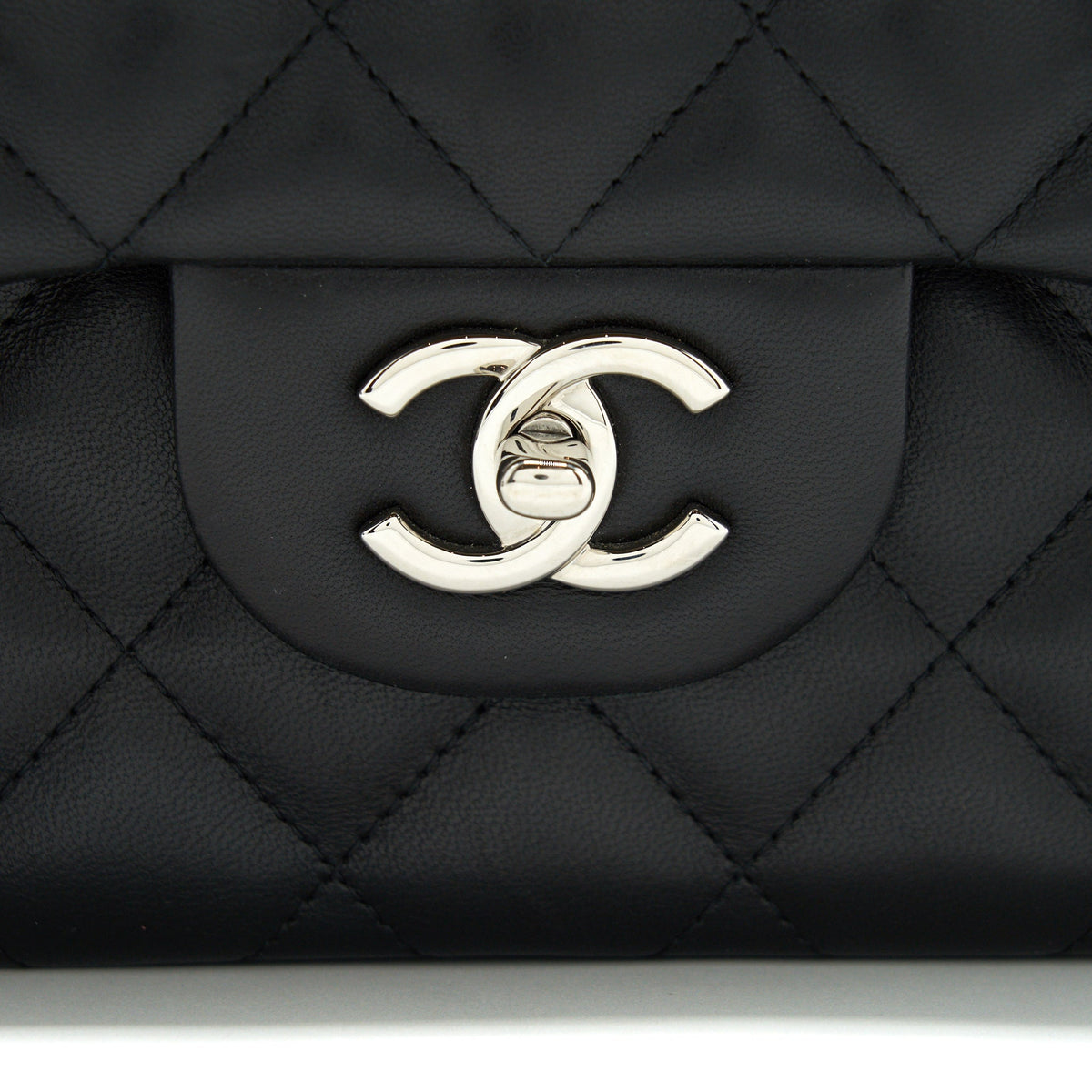 CHANEL CLASSIC JUMBO DOUBLE FLAP BAG LAMBSKIN BLACK SHW