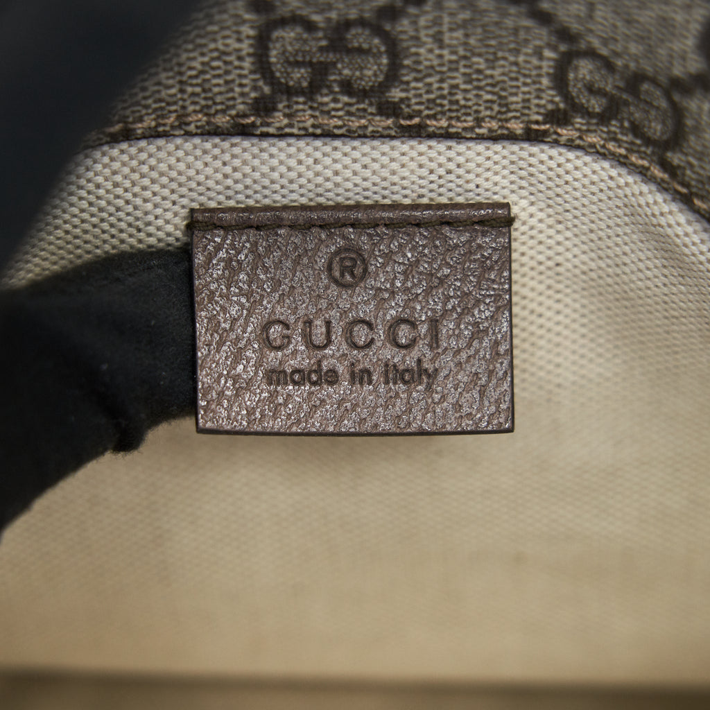 GUCCI GG SUPREME CANVAS BELT BAG