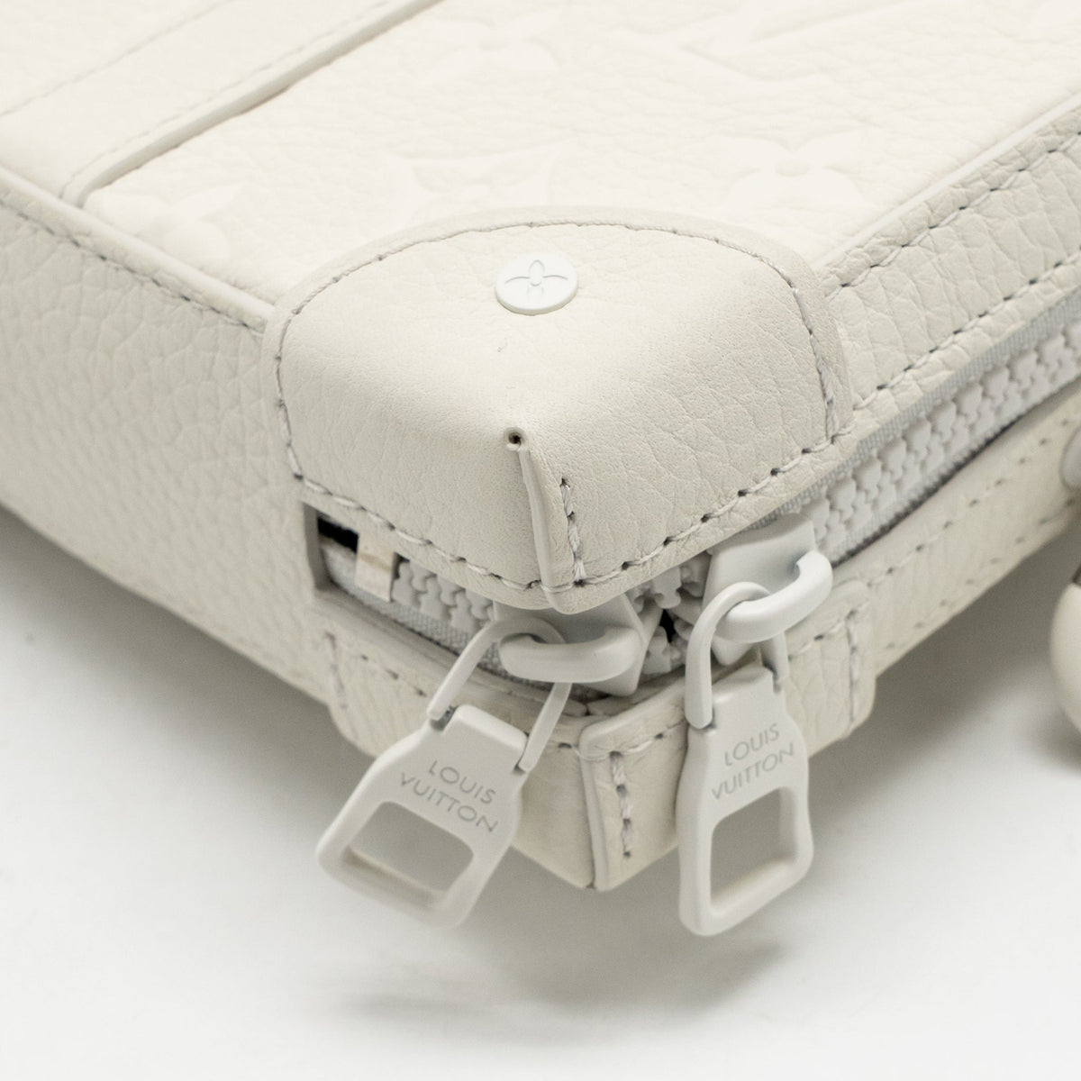 Louis Vuitton LV friends soft trunk Taurillon leather white/multicolour white hardware