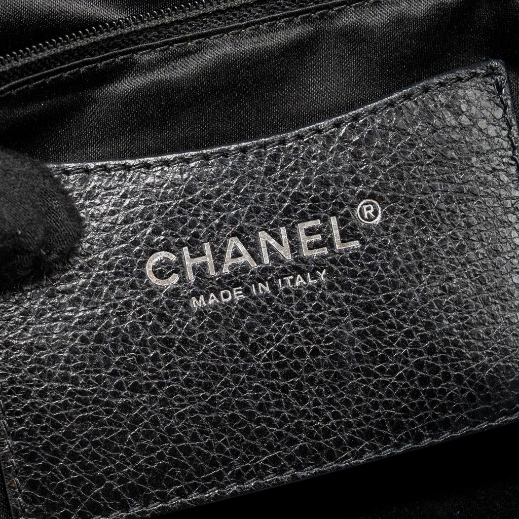 Chanel On the Road Large Shopping Tote Bag Shiny Grained Calfskin Black SHW