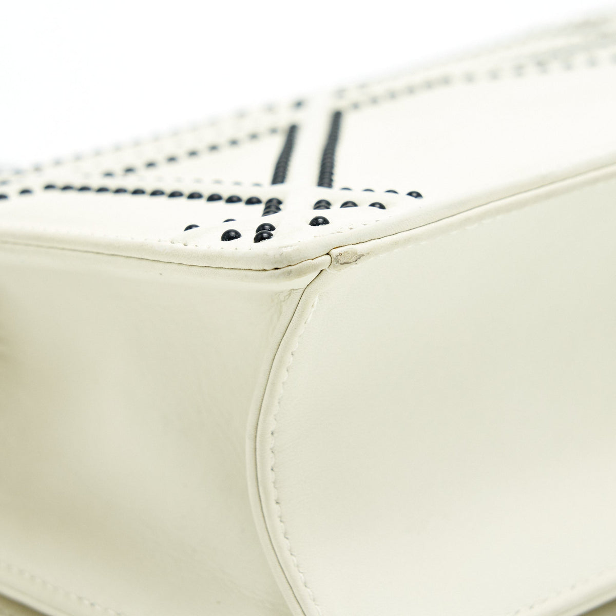 DIOR SMALL DIORAMA STUDDED WHITE WITH BLACK HARDWARE