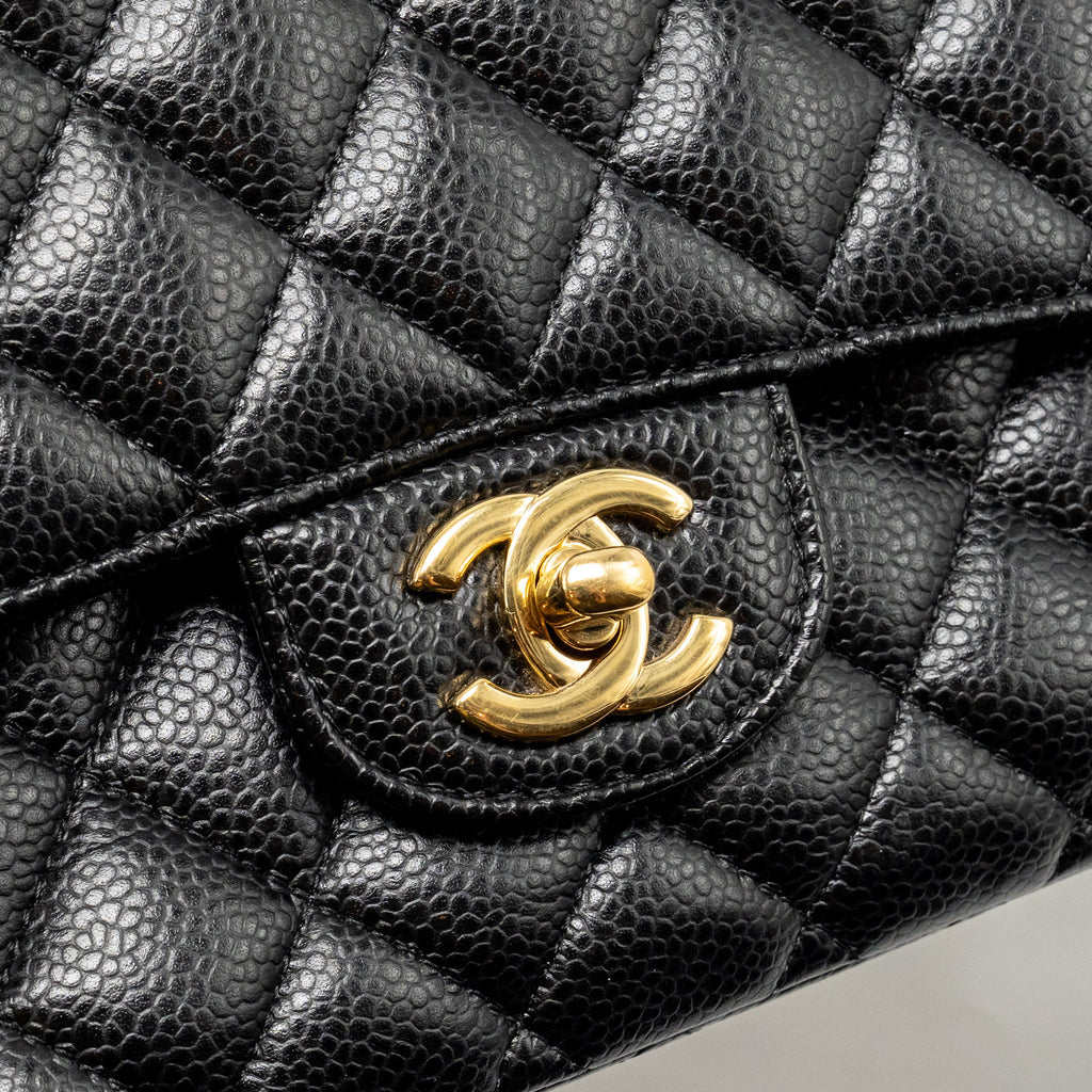 CHANEL MEDIUM CLASSIC DOUBLE FLAP BAG CAVIAR BLACK GHW