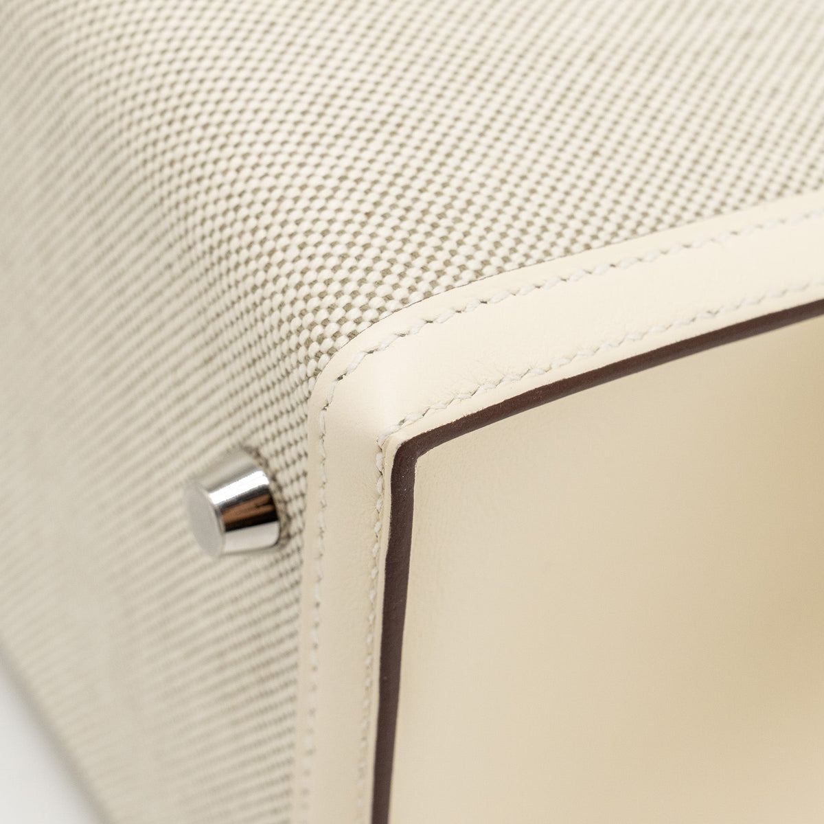 Hermes Kelly 28 Sellier Toile H/Swift Ecru-Amande/Nata SHW