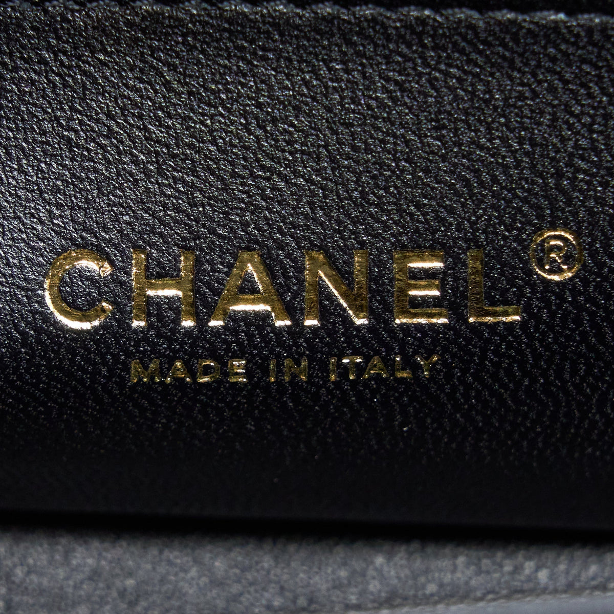 CHANEL SMALL BOY BAG CAVIAR BLACK WITH BRUSHED GHW(MICROCHIP)
