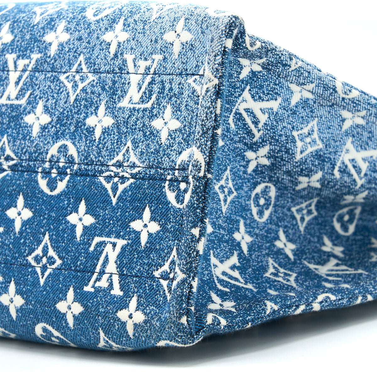 LOUIS VUITTON ONTHEGO MM MONOGRAM DENIM BLUE GHW