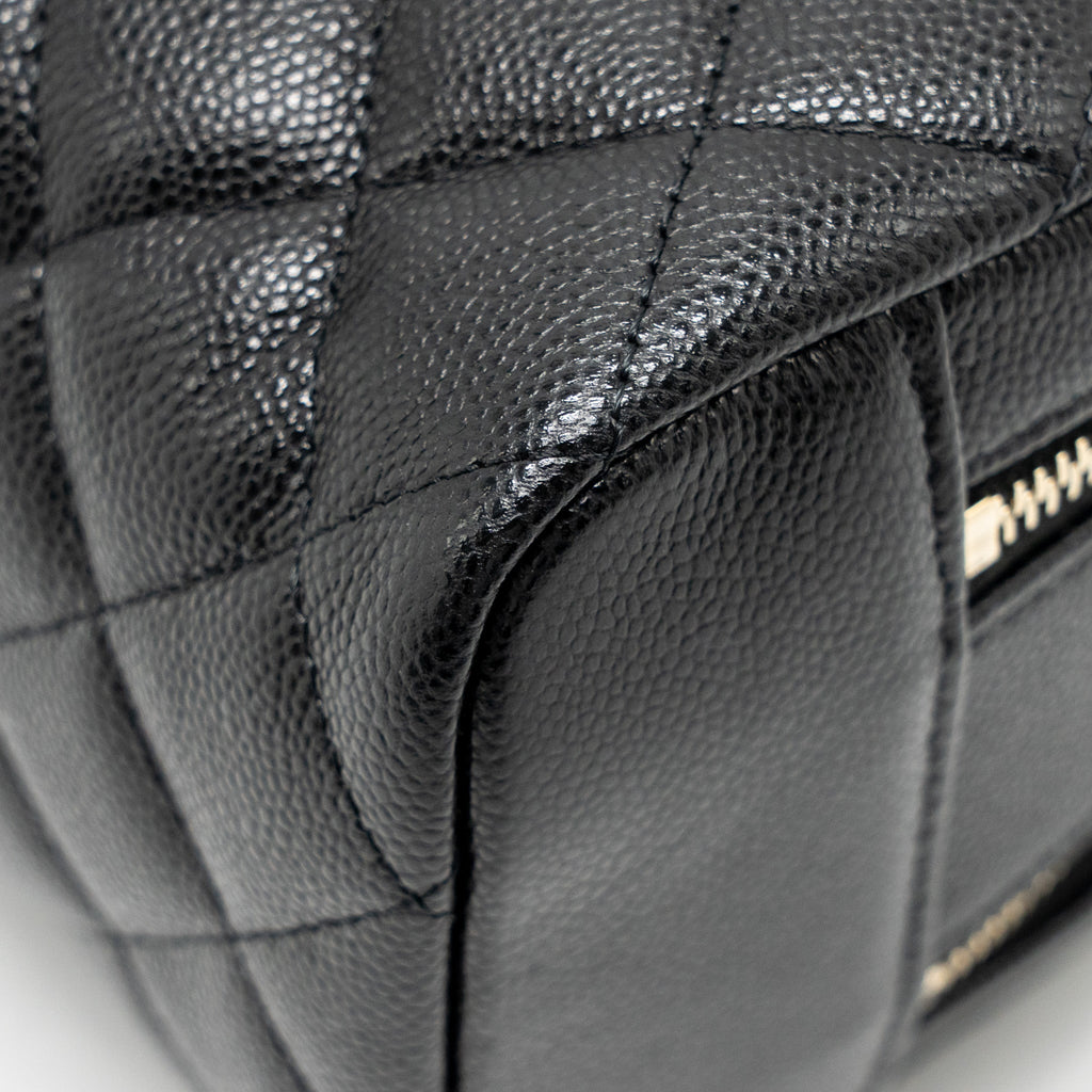 CHANEL DOUBLE ZIP POUCH COSMETIC CASE CAVIAR BLACK GHW (MICROCHIP)
