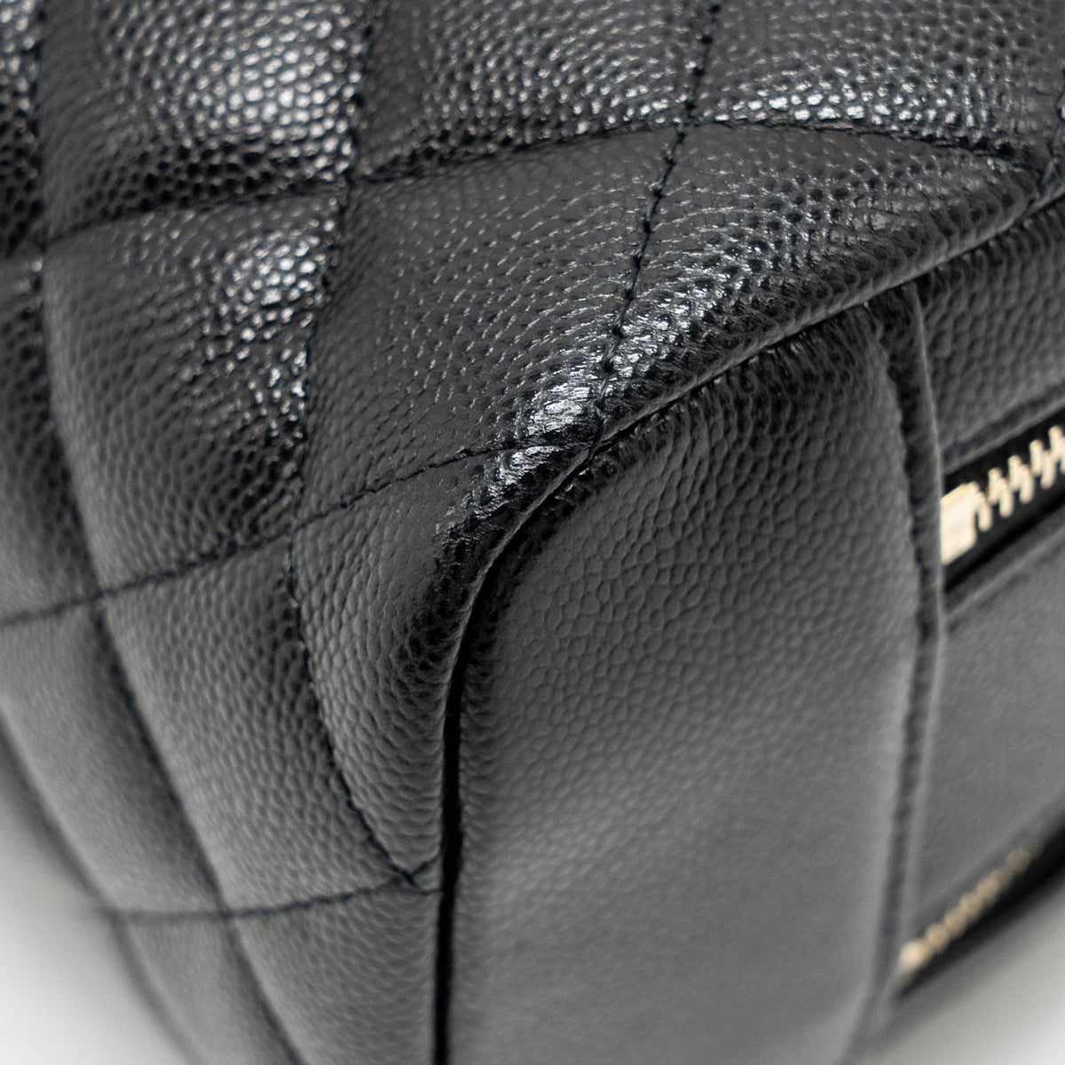 CHANEL DOUBLE ZIP POUCH COSMETIC CASE CAVIAR BLACK GHW (MICROCHIP)